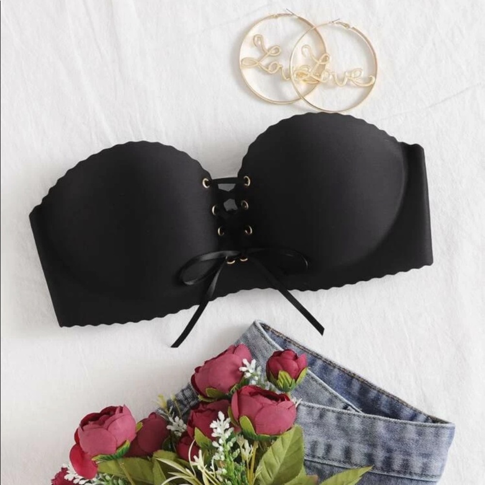 Brand NEW✨ Lace-up Bra🔥